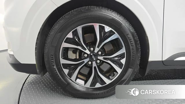 Kia Carnival 4th generation id 4646014 из Кореи 30