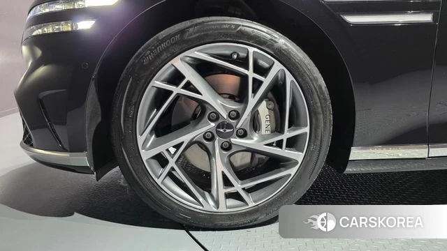 Genesis G90 (RS4) id 4725253 из Кореи 29
