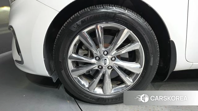 Kia The New Carnival id 4907379 из Кореи 15