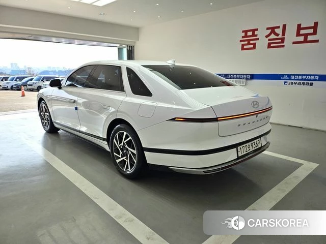 Hyundai Grandeur (GN7) id 3818038 из Кореи 15