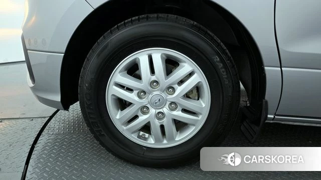 Hyundai The New Grand Starex id 3833681 из Кореи 15