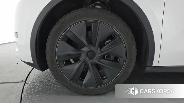 Tesla Model Y id 4773468 из Кореи 29