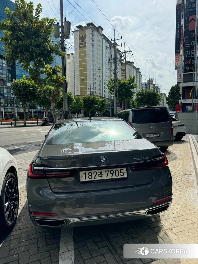 BMW 7 Series (G11) 2021 Серебристо-серый из Кореи, фото 5
