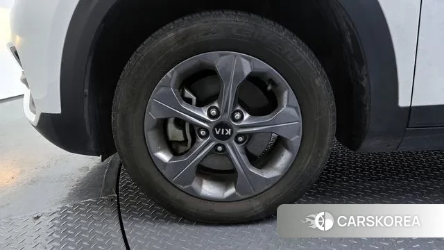 Kia Seltos id 3692215 из Кореи 15