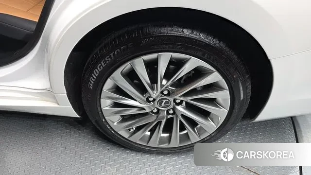 Lexus ES300h 7th generation id 3576301 из Кореи 15