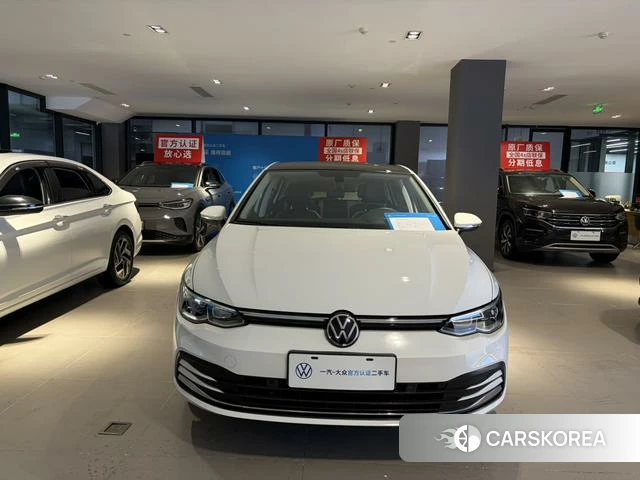 Volkswagen Golf 2022 Белый из Китая, фото 5