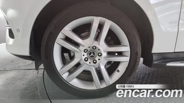 Mercedes-Benz GLE - Class W166 id 2835077 из Кореи 15