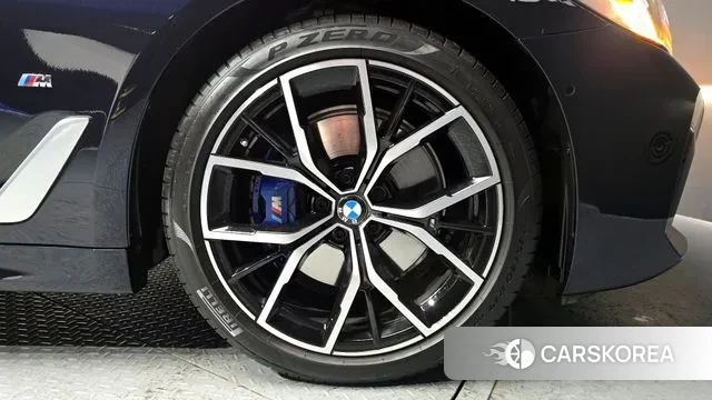 BMW 5 Series (G30) id 3659702 из Кореи 15