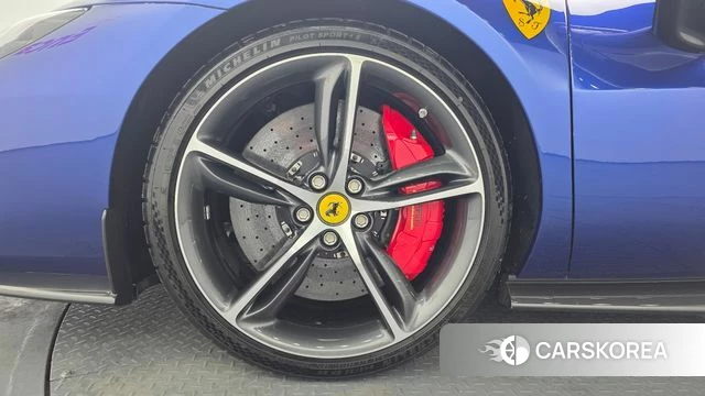 Ferrari 296 GTS id 4381427 из Кореи 15