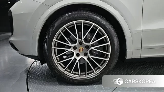 Porsche Cayenne (PO536) id 3606433 из Кореи 15