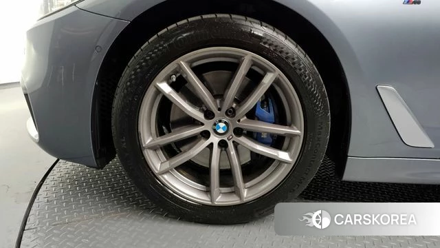BMW 5 Series (G30) id 4203947 из Кореи 15