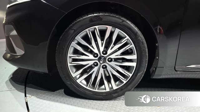 Kia K7 Premier id 4642626 из Кореи 30