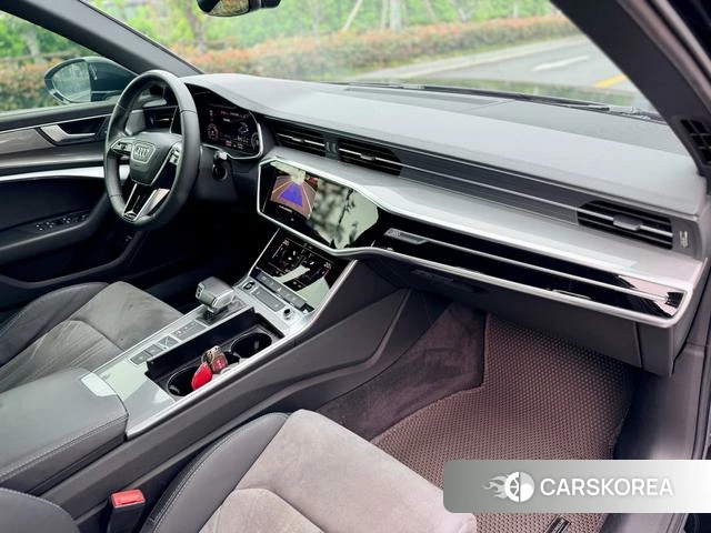 Audi A6L id 4300993 из Китая 18