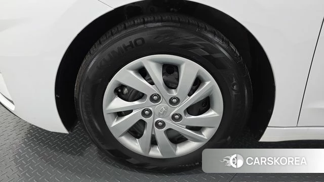 Hyundai The New Avante AD id 4508454 из Кореи 25