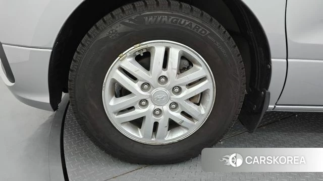 Hyundai The New Grand Starex id 4689546 из Кореи 27