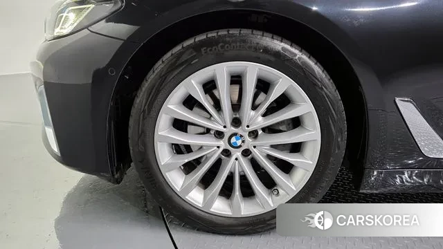 BMW 5 Series (G30) id 3701610 из Кореи 15