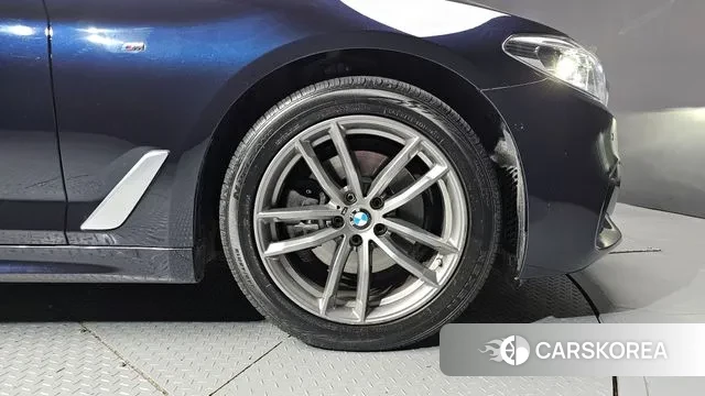 BMW 5 Series (G30) id 3336731 из Кореи 15