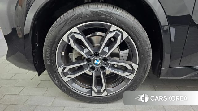 BMW X1 (U11) id 4687009 из Кореи 27