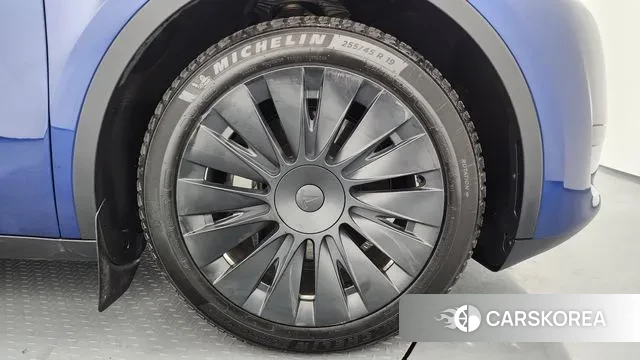 Tesla Model Y id 3689790 из Кореи 15