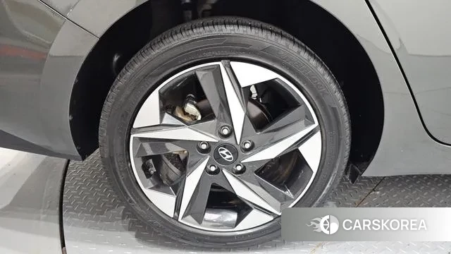 Hyundai Avante (CN7) id 3058657 из Кореи 15