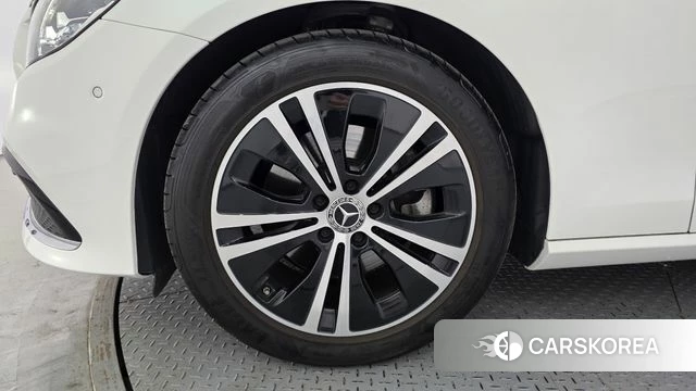 Mercedes-Benz E-Class W213 id 4249756 из Кореи 27