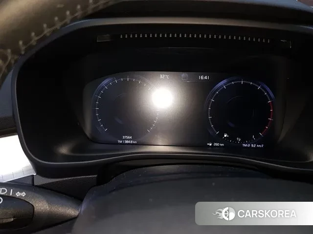 Volvo XC40 2021 Белый из Кореи, фото 6