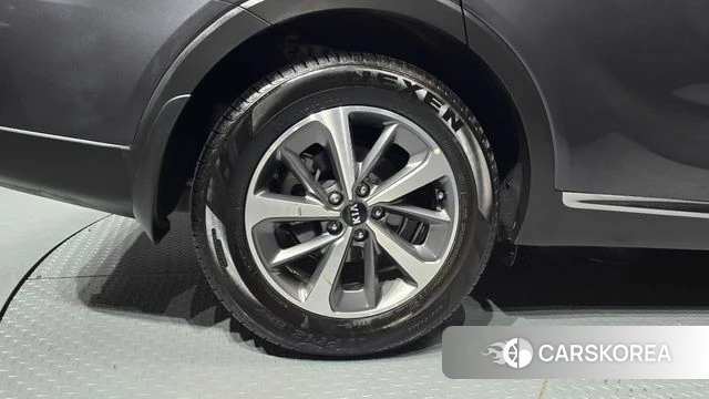 Kia The New Sorento id 4447102 из Кореи 25