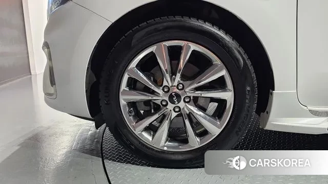 Kia The New Carnival id 3509823 из Кореи 15