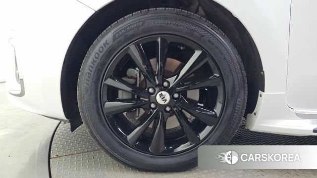 Kia The New Carnival id 4397637 из Кореи 15