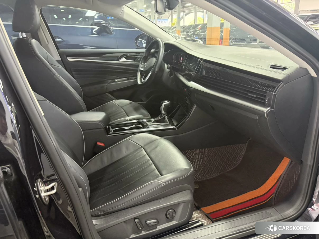 Volkswagen Passat id 4513735 из Китая 8