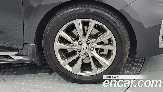 Kia The New Carnival id 2912226 из Кореи 15