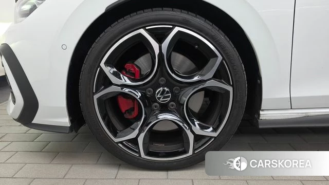 Volkswagen Golf 8th Generation id 4762102 из Кореи 15