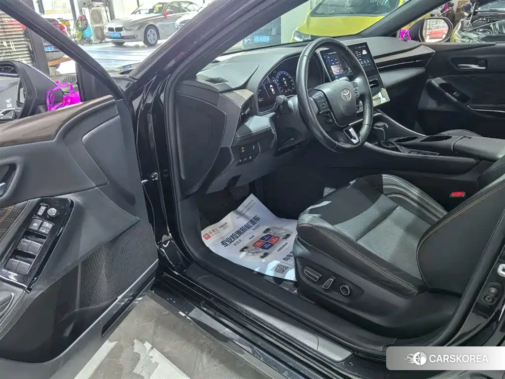 Toyota Avalon 2024 Черный из Китая, фото 5