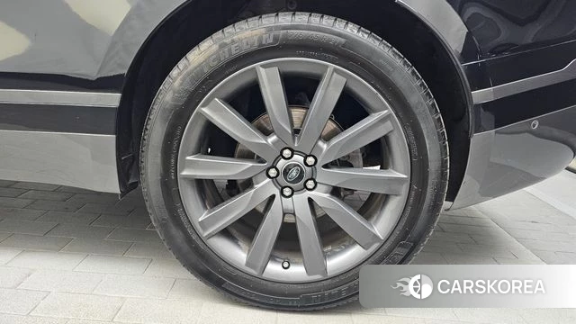 Land Rover Range Rover Velar id 4677667 из Кореи 33