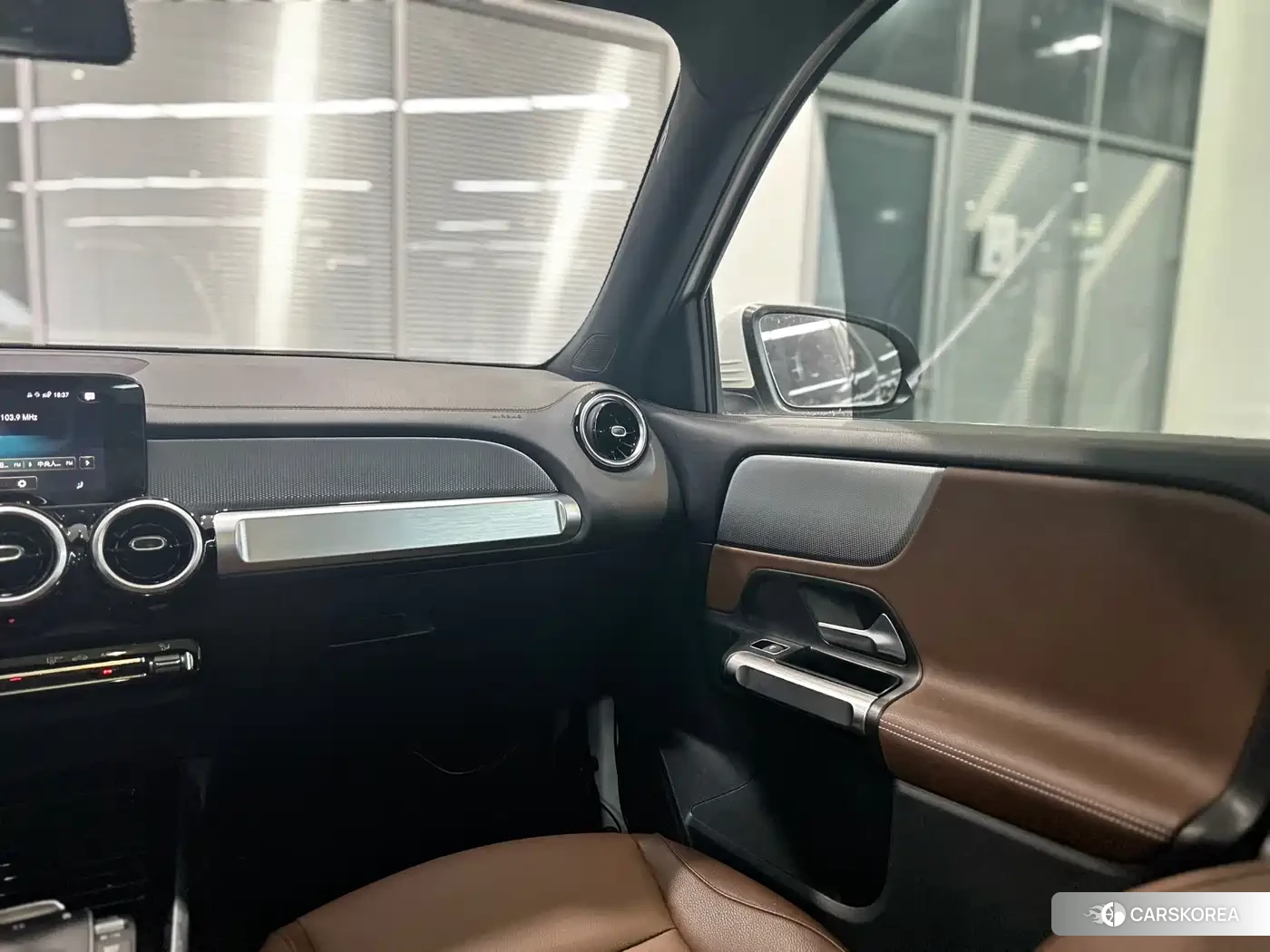 Mercedes-Benz GLB id 4545823 из Китая 10