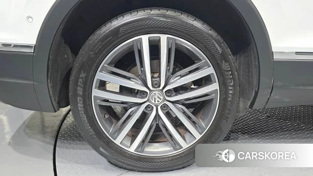 Volkswagen Tiguan Allspace id 4476575 из Кореи 31