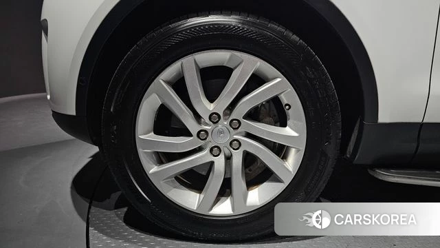 Land Rover Discovery 5 id 4430147 из Кореи 15