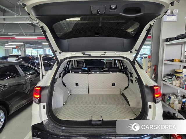 Kia Sportage 5th Generation Hybrid 2024 Белый из Кореи, фото 5