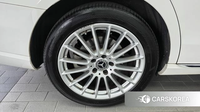 Mercedes-Benz E-Class W213 id 4682924 из Кореи 28