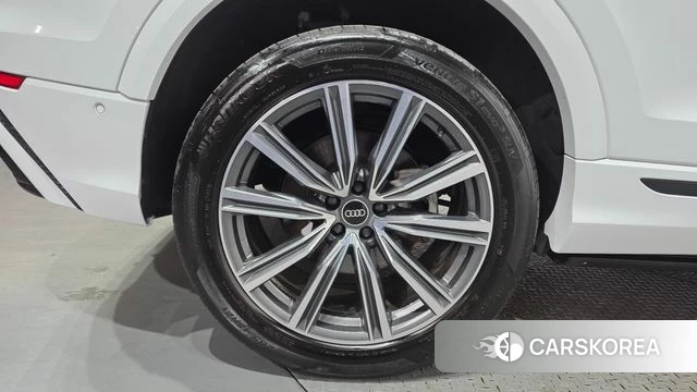 Audi Q8 (4M) id 4330912 из Кореи 15