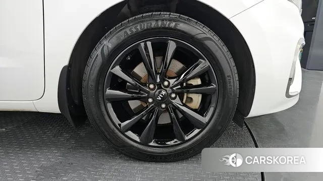 Kia The New Carnival id 2966437 из Кореи 15