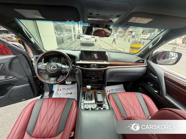 Lexus LX id 4314406 из Китая 8