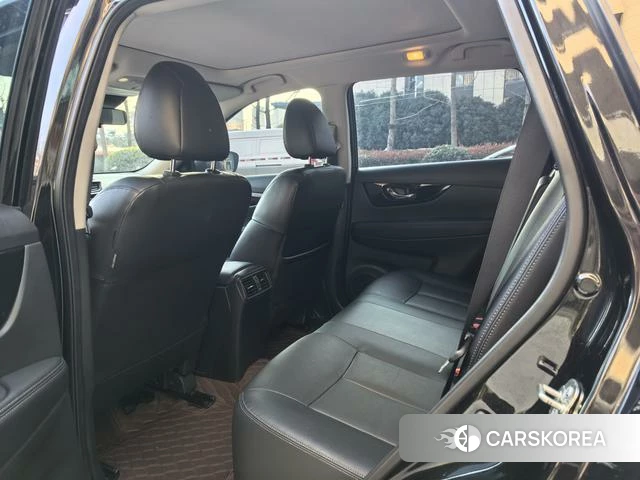 Nissan Qijun 2024 Черный из Китая, фото 6