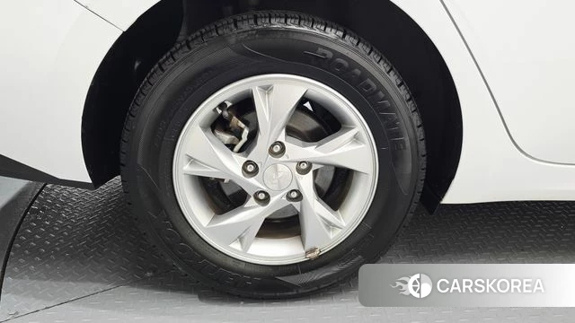 Hyundai Avante (CN7) id 4018906 из Кореи 15