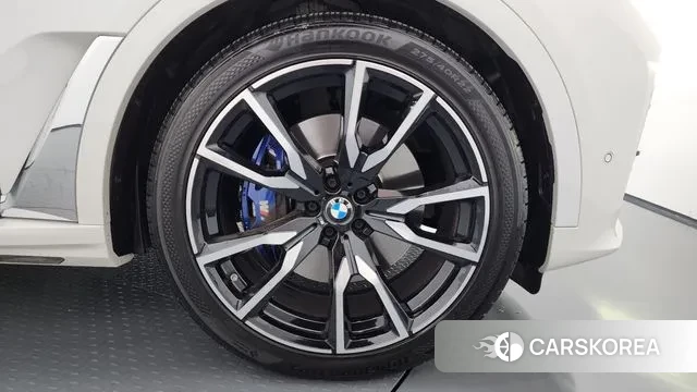 BMW X7 (G07) id 3342911 из Кореи 15