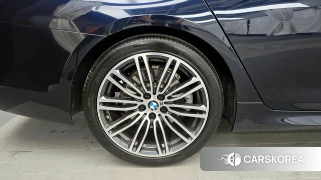 BMW 5 Series (G30) id 4410399 из Кореи 26