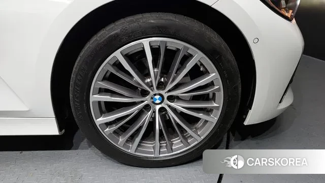 BMW 3 Series (G20) id 3760060 из Кореи 15