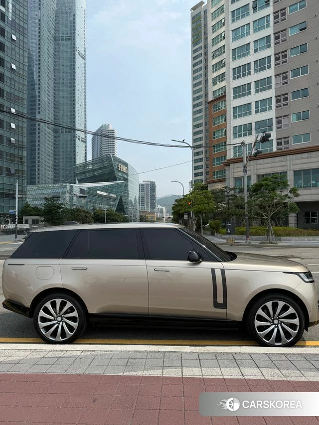 Land Rover Range Rover 5th Generation 2023 Песочный из Кореи, фото 5