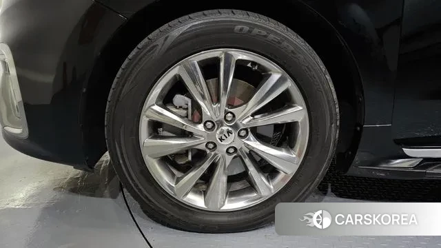 Kia The New Carnival id 3368541 из Кореи 15