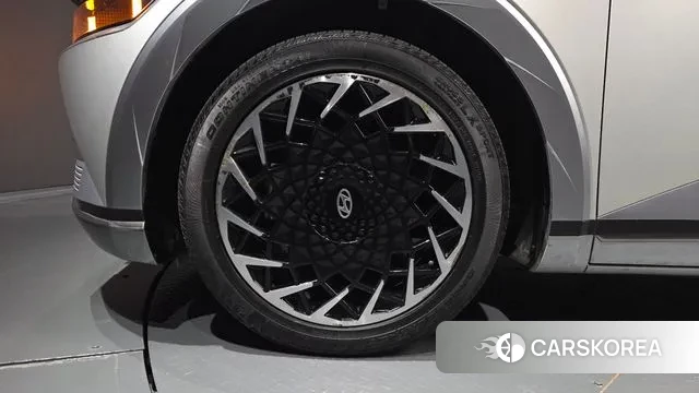 Hyundai Ionic 5 id 3186385 из Кореи 15